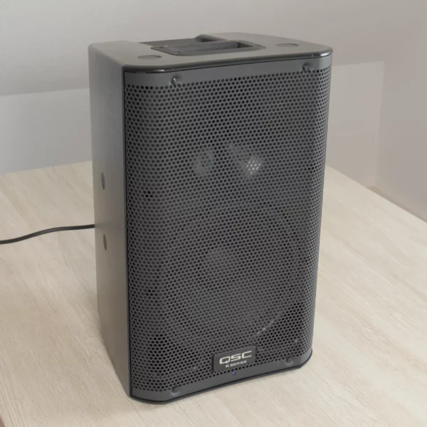 QSC K8 (occasion)