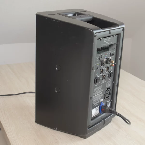 QSC K8 (occasion)