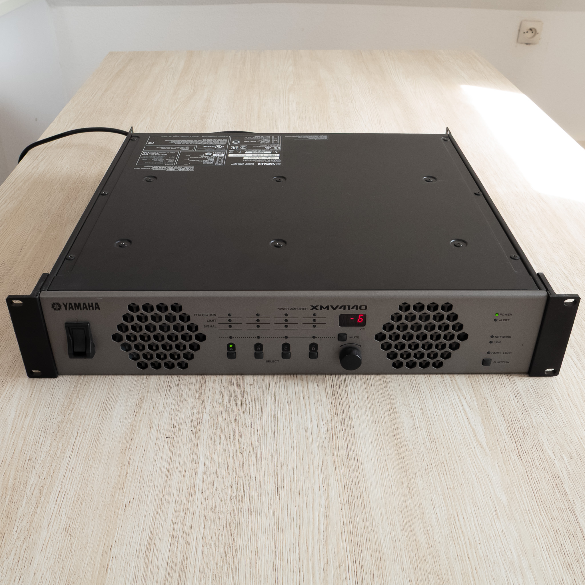 Yamaha XMV4140 (occasion) 1 Yamaha XMV4140 (occasion)